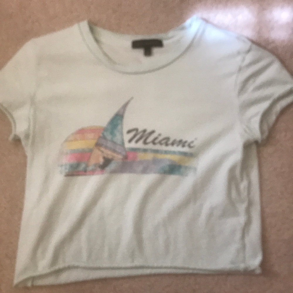 miami t-shirt cropped